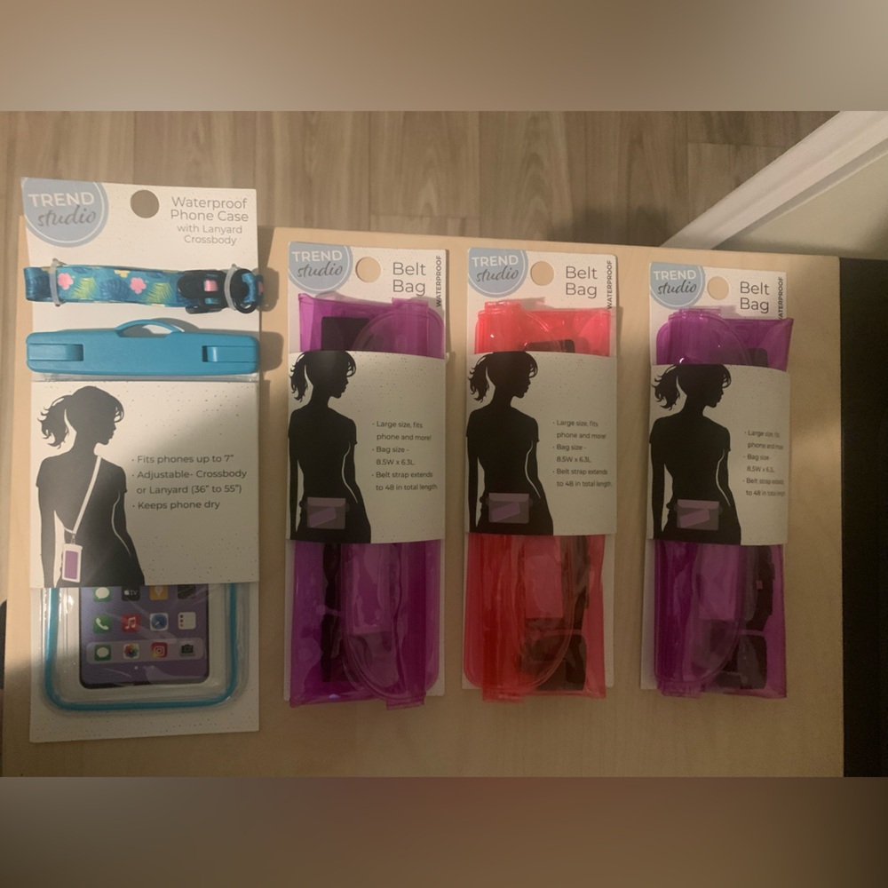 3 waterproof Belt Bags & 1 Waterproof Phone Case